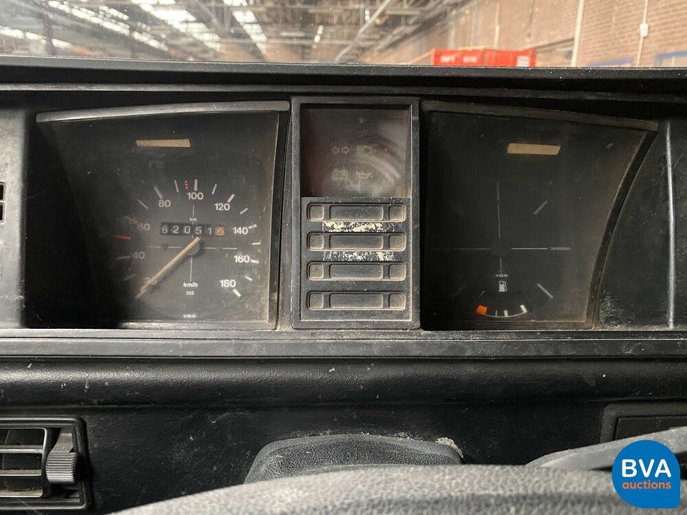 Volkswagen T3 Doka 60pk Transporter Laadbak 1981