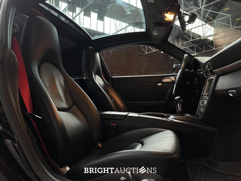 Porsche 911 Targa 4S 997 -Hand shifted- 381hp 2008 Youngtimer -Triple Black & Red Belts-