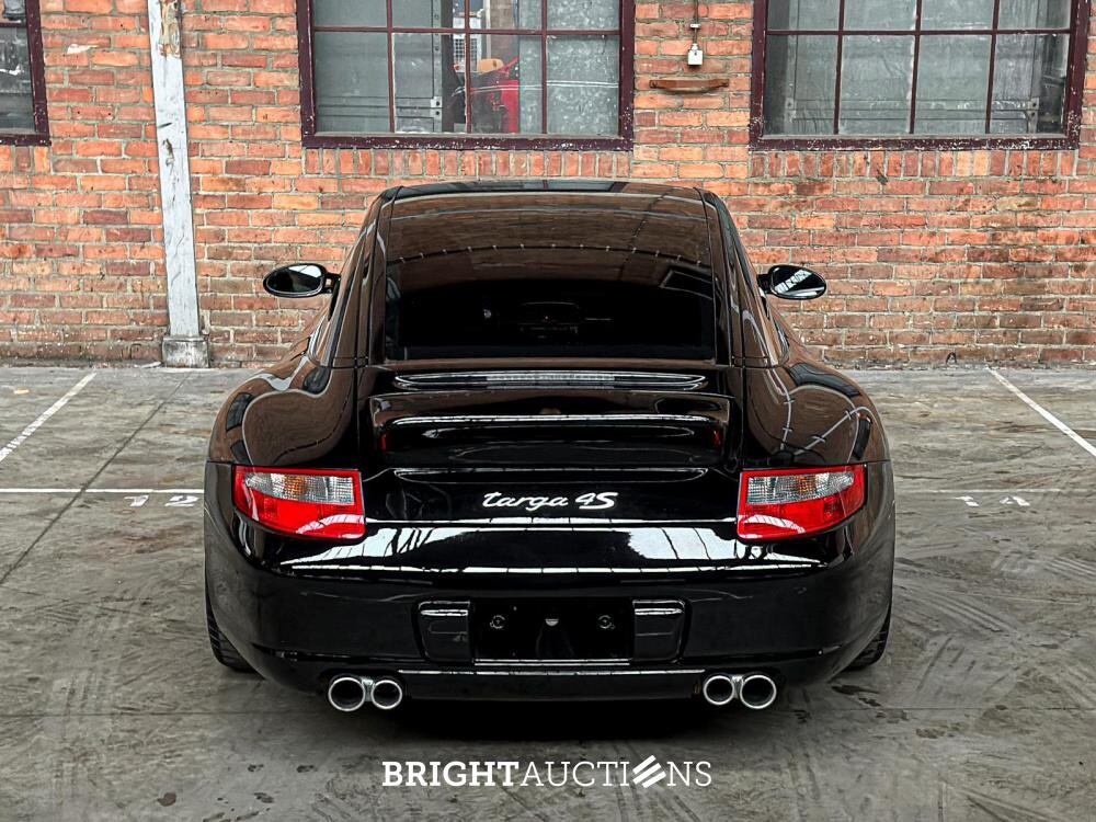 Porsche 911 Targa 4S 997 -Hand shifted- 381hp 2008 Youngtimer -Triple Black & Red Belts-