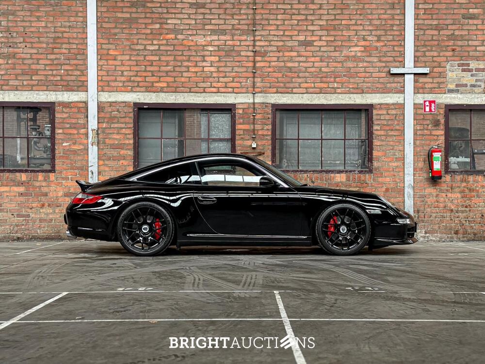 Porsche 911 Targa 4S 997 -Hand shifted- 381hp 2008 Youngtimer -Triple Black & Red Belts-
