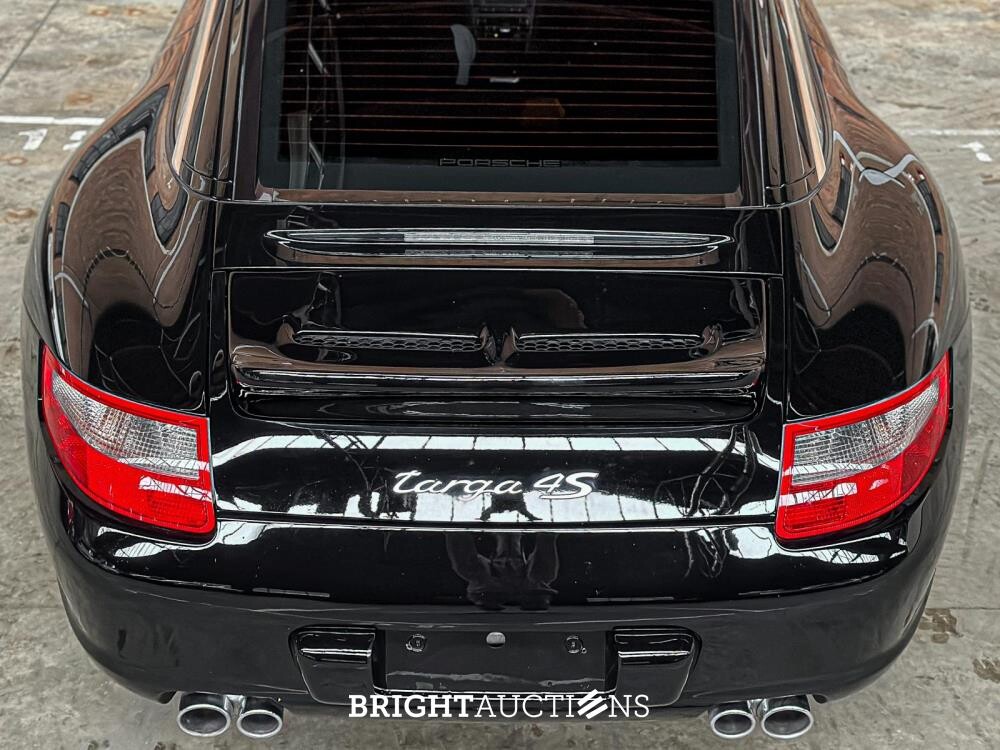 Porsche 911 Targa 4S 997 -Hand shifted- 381hp 2008 Youngtimer -Triple Black & Red Belts-