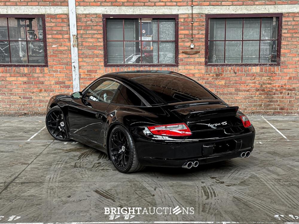 Porsche 911 Targa 4S 997 -Hand shifted- 381hp 2008 Youngtimer -Triple Black & Red Belts-