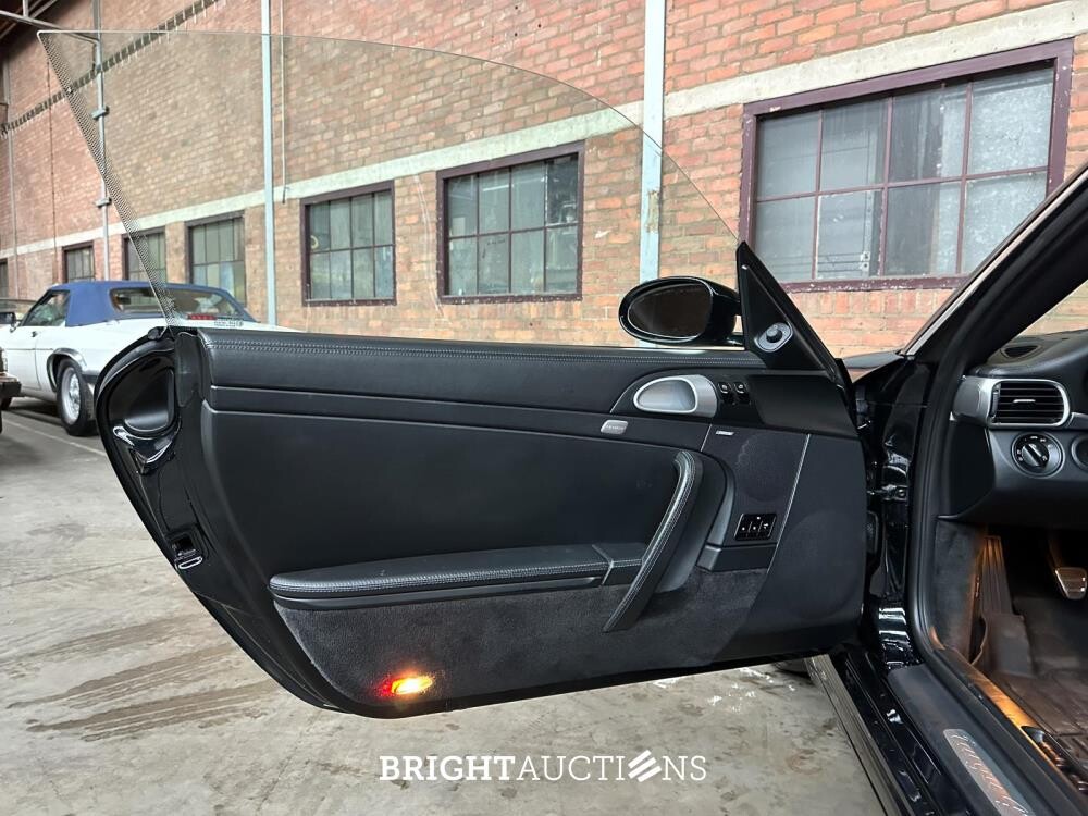 Porsche 911 Targa 4S 997 -Hand shifted- 381hp 2008 Youngtimer -Triple Black & Red Belts-