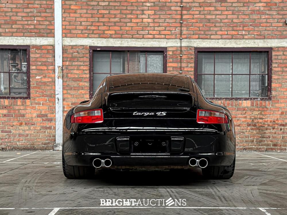 Porsche 911 Targa 4S 997 -Hand shifted- 381hp 2008 Youngtimer -Triple Black & Red Belts-