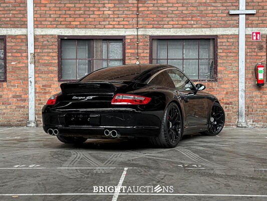 Porsche 911 Targa 4S 997 -Handgeschakeld- 381pk 2008 Youngtimer -Triple Black & Red Belts-