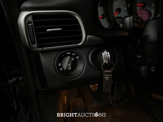 Porsche 911 Targa 4S 997 -Handgeschakeld- 381pk 2008 Youngtimer -Triple Black & Red Belts-