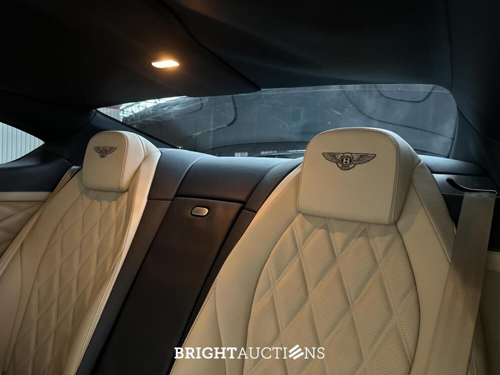 Bentley Continental GT 6.0 W12 575pk 2012 -Facelift- (49.000 km)