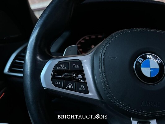 BMW X6 M50i High Executive 4.4 V8 530pk 2020 G06 (Origineel-NL), H-781-RJ