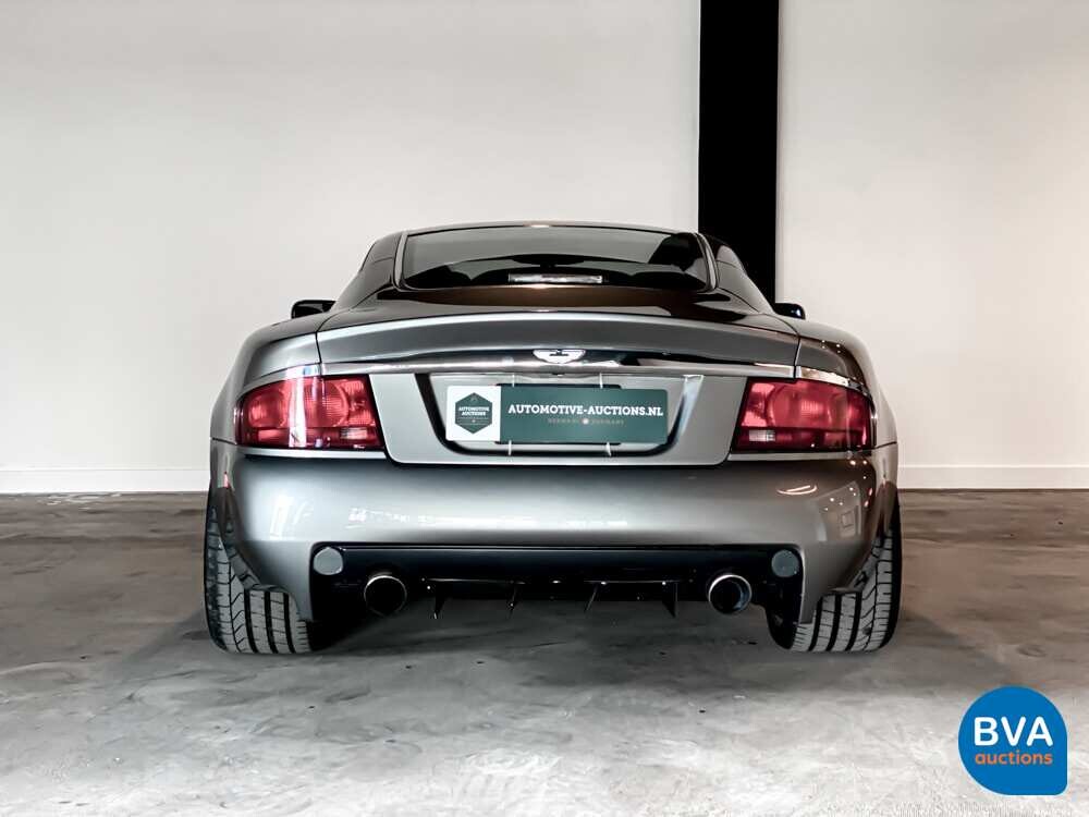 Aston Martin Vanquish 5.9 V12 466hp 2003.