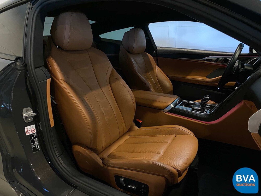 BMW M850i Coupe xDrive 530pk 4.4 V8 2019 8-serie FULL-CARBON M-Performance