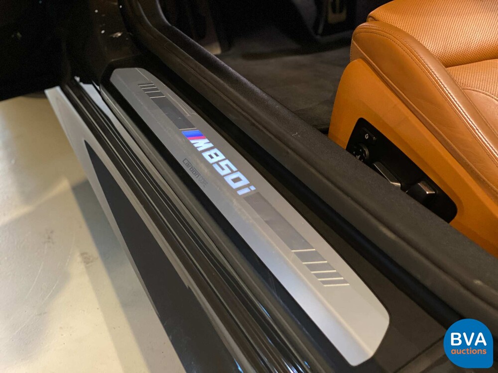 BMW M850i Coupe xDrive 530pk 4.4 V8 2019 8-serie FULL-CARBON M-Performance