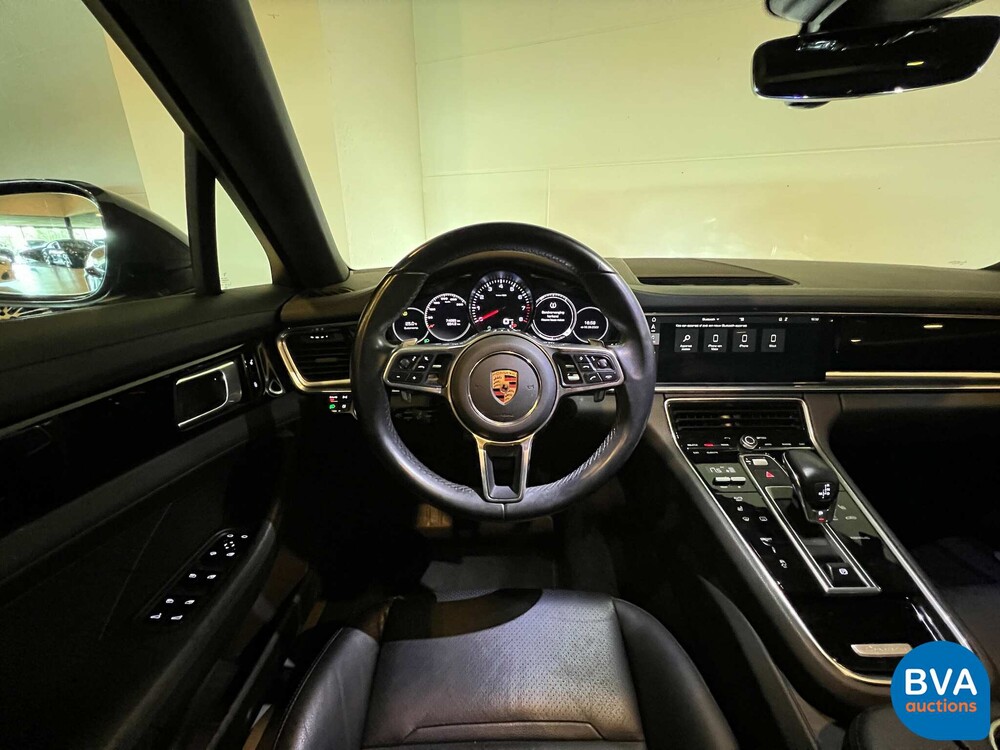 Porsche Panamera 4 Sport Turismo 3.0 330hp 2018 -Org. NL-, SL-935-G.
