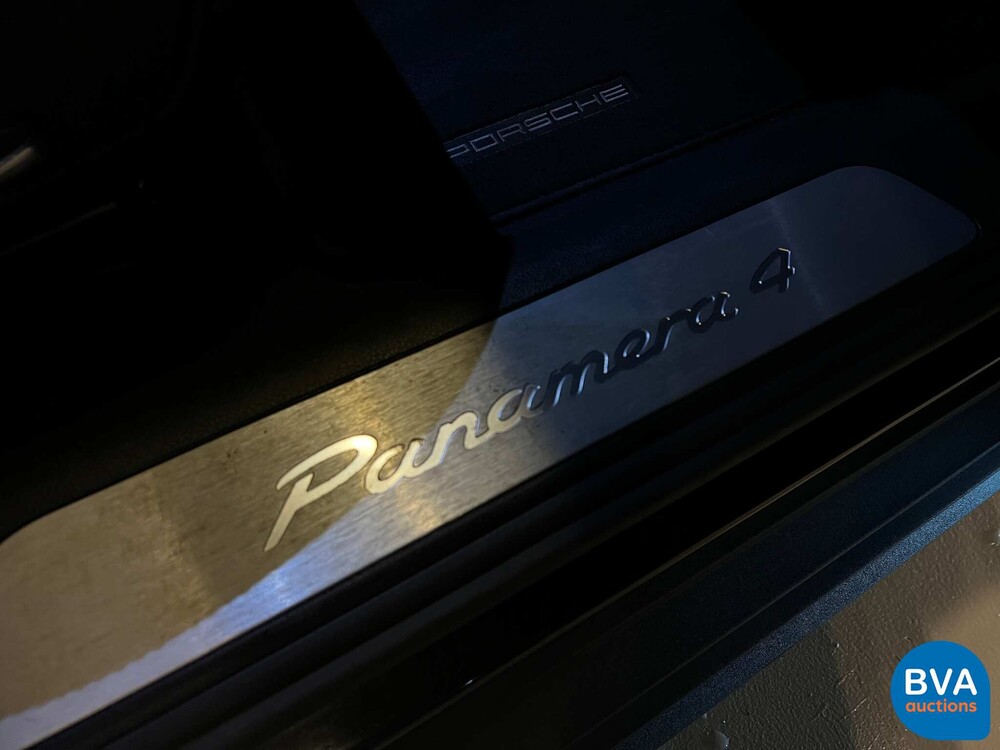 Porsche Panamera 4 Sport Turismo 3.0 330hp 2018 -Org. NL-, SL-935-G.