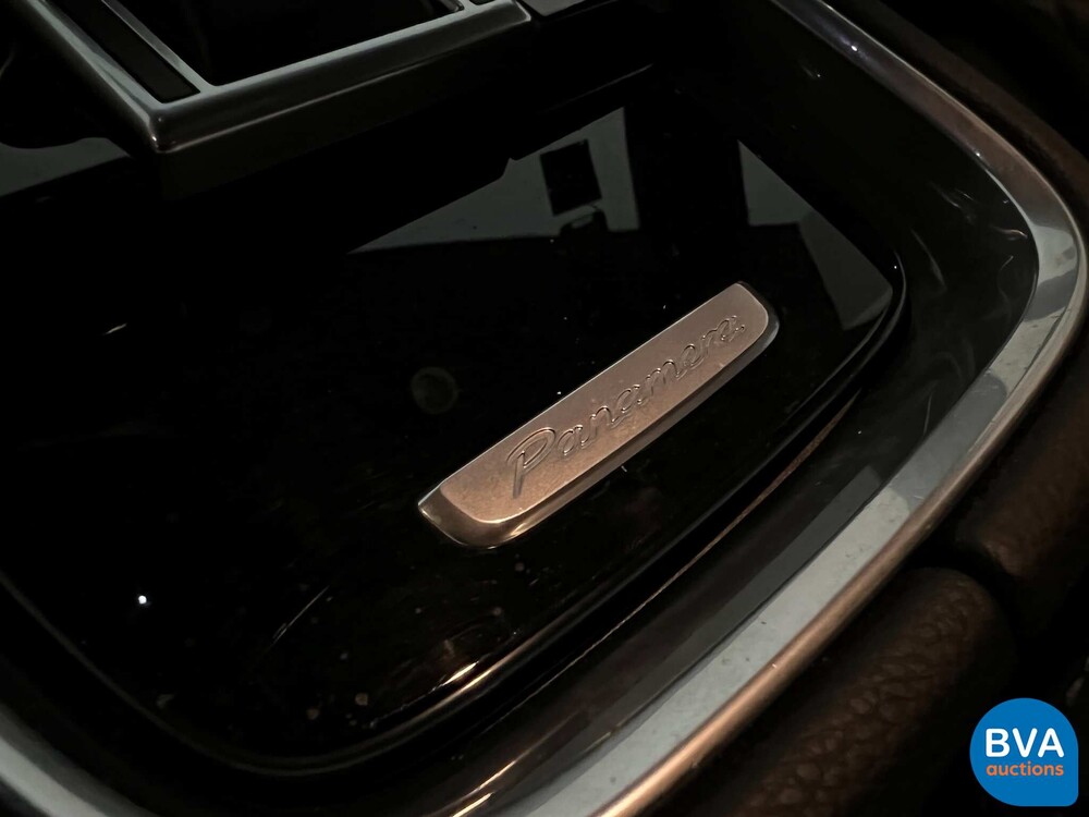 Porsche Panamera 4 Sport Turismo 3.0 330hp 2018 -Org. NL-, SL-935-G.