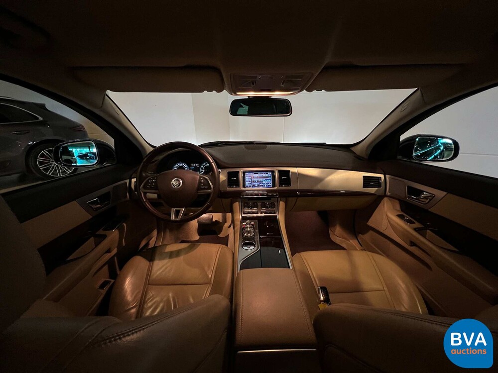 Jaguar XF 3.0 V6 340hp 2013 -Org. NL-, 7-KXK-58.