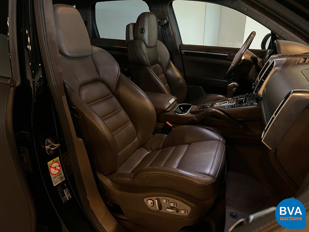 Porsche Cayenne 4.8 Turbo 500hp 2011, H-476-FK.