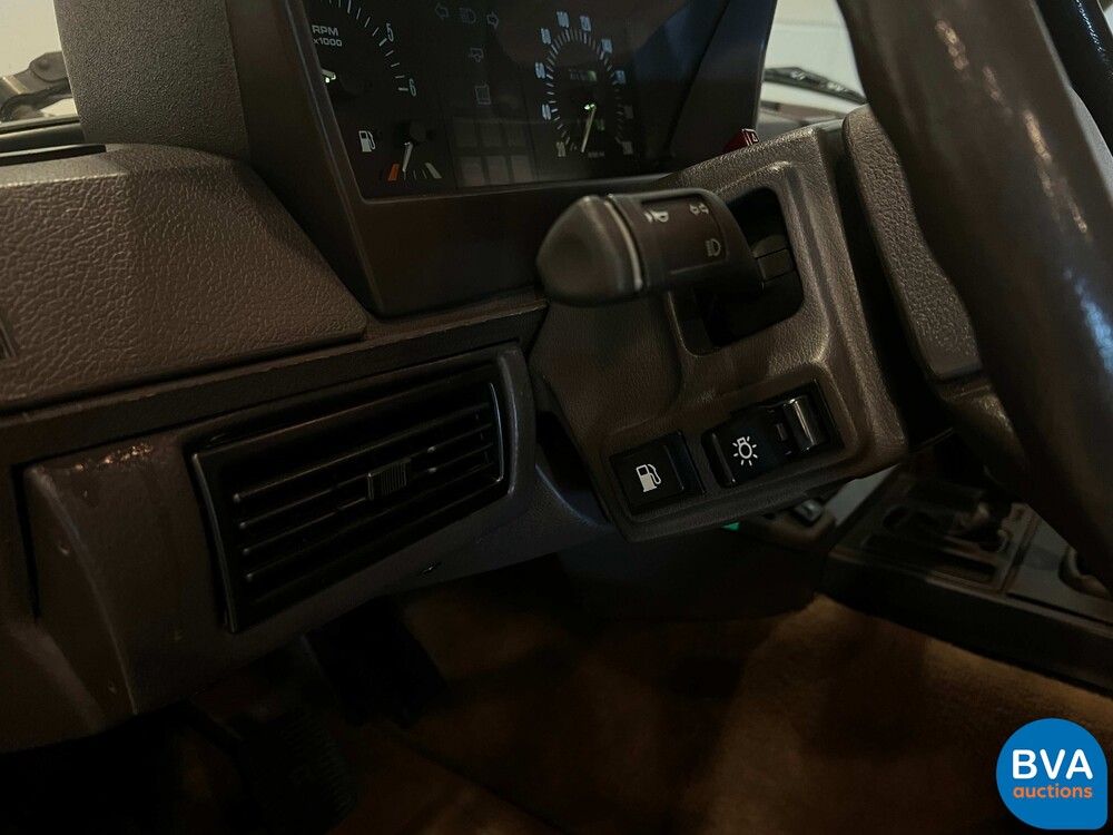 Land Rover Range Rover 3-door 3.9 V8i Vogue 182pk 1991 Classic -MATCHING NUMBERS-, H-351-KL.