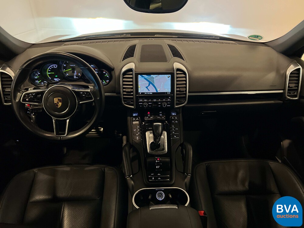 Porsche Cayenne S E-Hybrid 416pk 2015 Plug-In Hybrid FACELIFT -Org. NL-, HG-725-D.