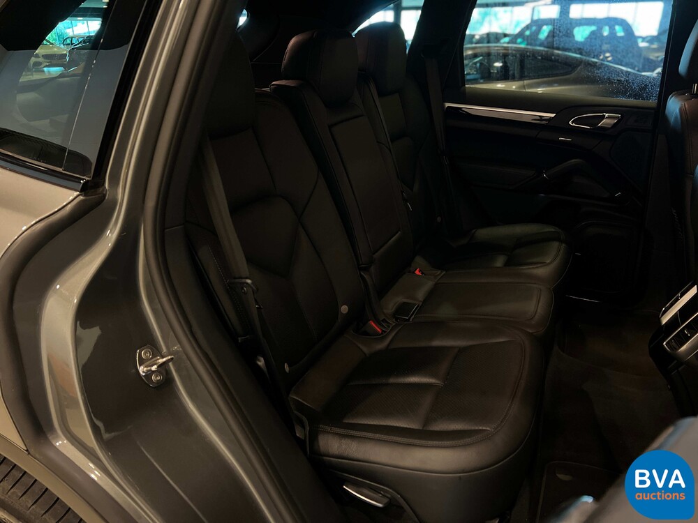 Porsche Cayenne S E-Hybrid 416pk 2015 Plug-In Hybrid FACELIFT -Org. NL-, HG-725-D.