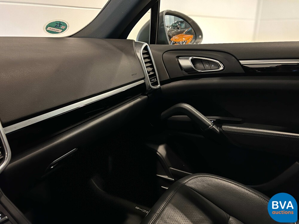 Porsche Cayenne S E-Hybrid 416pk 2015 Plug-In Hybrid FACELIFT -Org. NL-, HG-725-D.