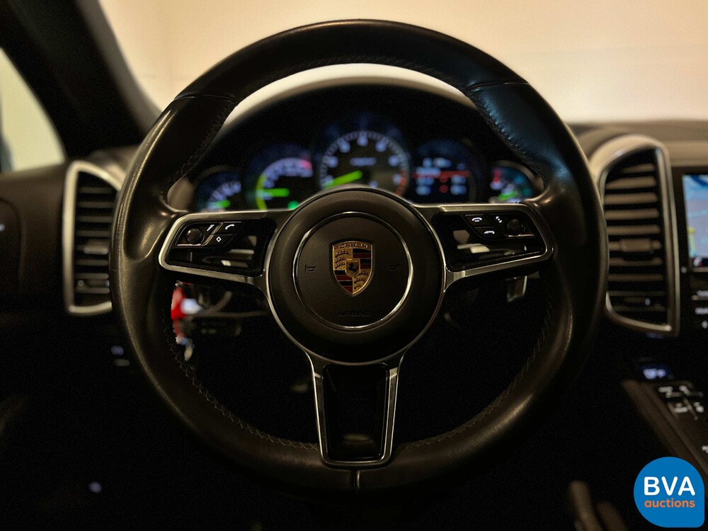 Porsche Cayenne S E-Hybrid 416pk 2015 Plug-In Hybrid FACELIFT -Org. NL-, HG-725-D.