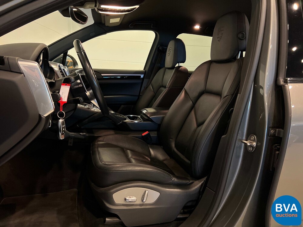 Porsche Cayenne S E-Hybrid 416pk 2015 Plug-In Hybrid FACELIFT -Org. NL-, HG-725-D.