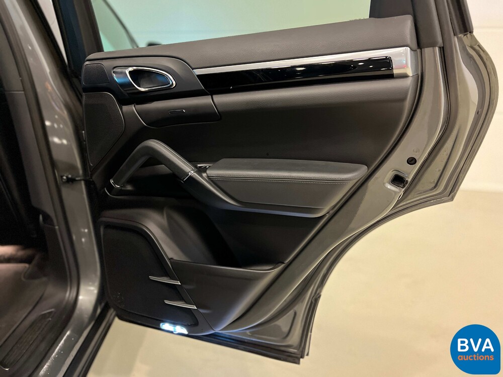 Porsche Cayenne S E-Hybrid 416pk 2015 Plug-In Hybrid FACELIFT -Org. NL-, HG-725-D.