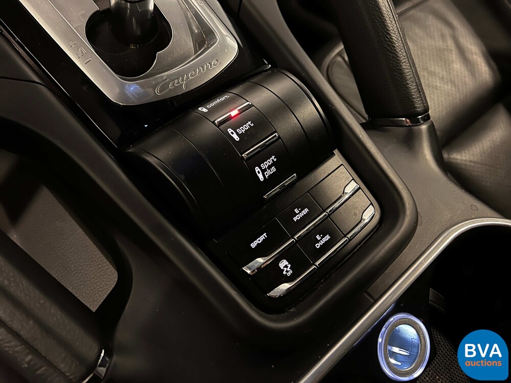 Porsche Cayenne S E-Hybrid 416pk 2015 Plug-In Hybrid FACELIFT -Org. NL-, HG-725-D.