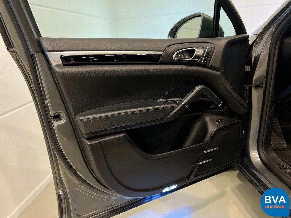 Porsche Cayenne S E-Hybrid 416pk 2015 Plug-In Hybrid FACELIFT -Org. NL-, HG-725-D.