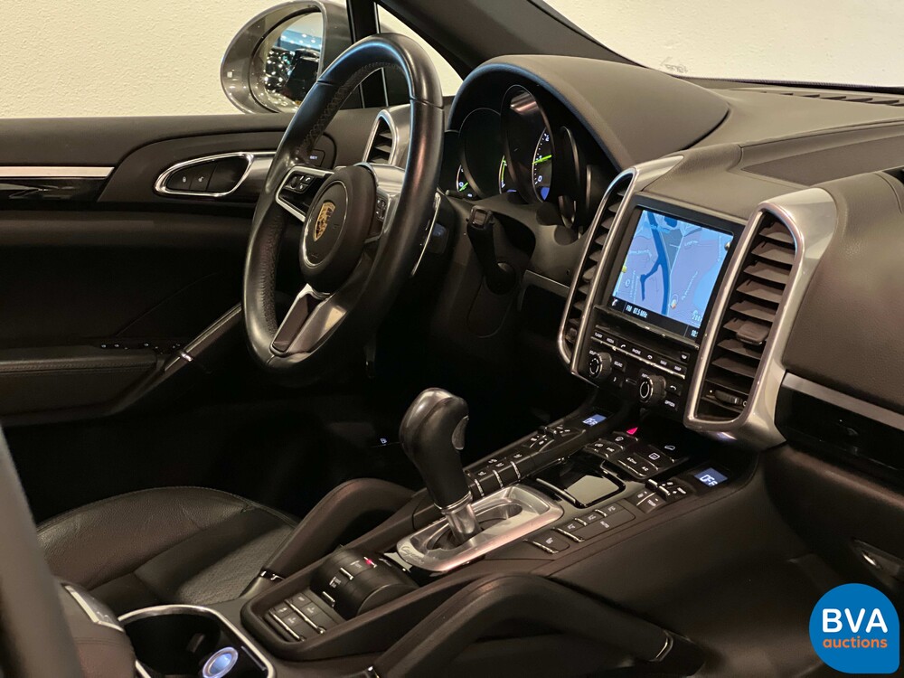 Porsche Cayenne S E-Hybrid 416pk 2015 Plug-In Hybrid FACELIFT -Org. NL-, HG-725-D.