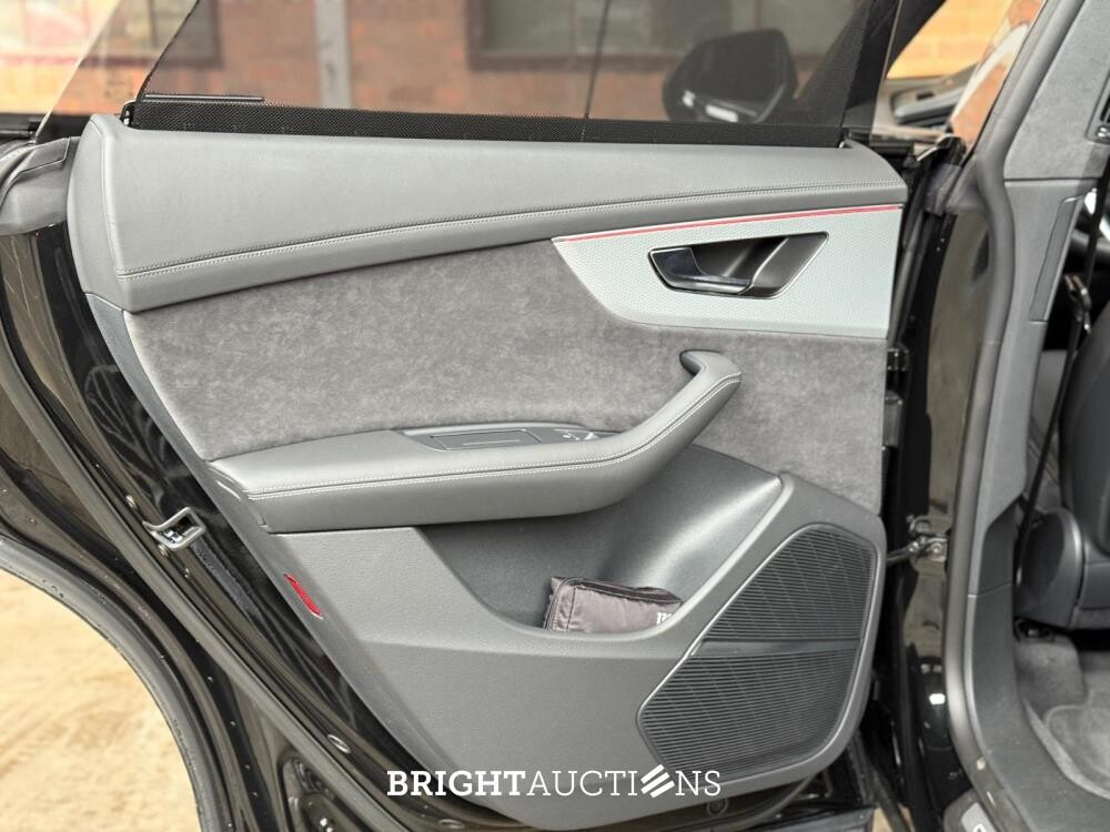 Audi Q8 60 TFSIe Quattro S-Line 490hp 2025 Plug-In Hybrid Manufacturer's Warranty