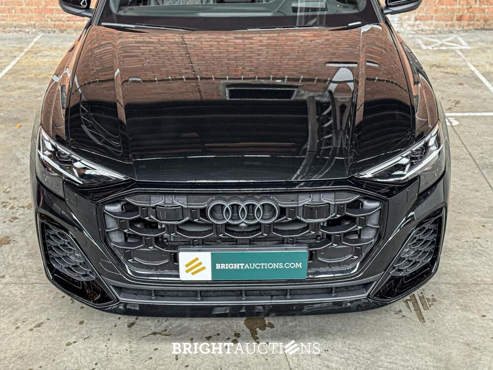 Audi Q8 60 TFSIe Quattro S-Line 490hp 2025 Plug-In Hybrid Manufacturer's Warranty