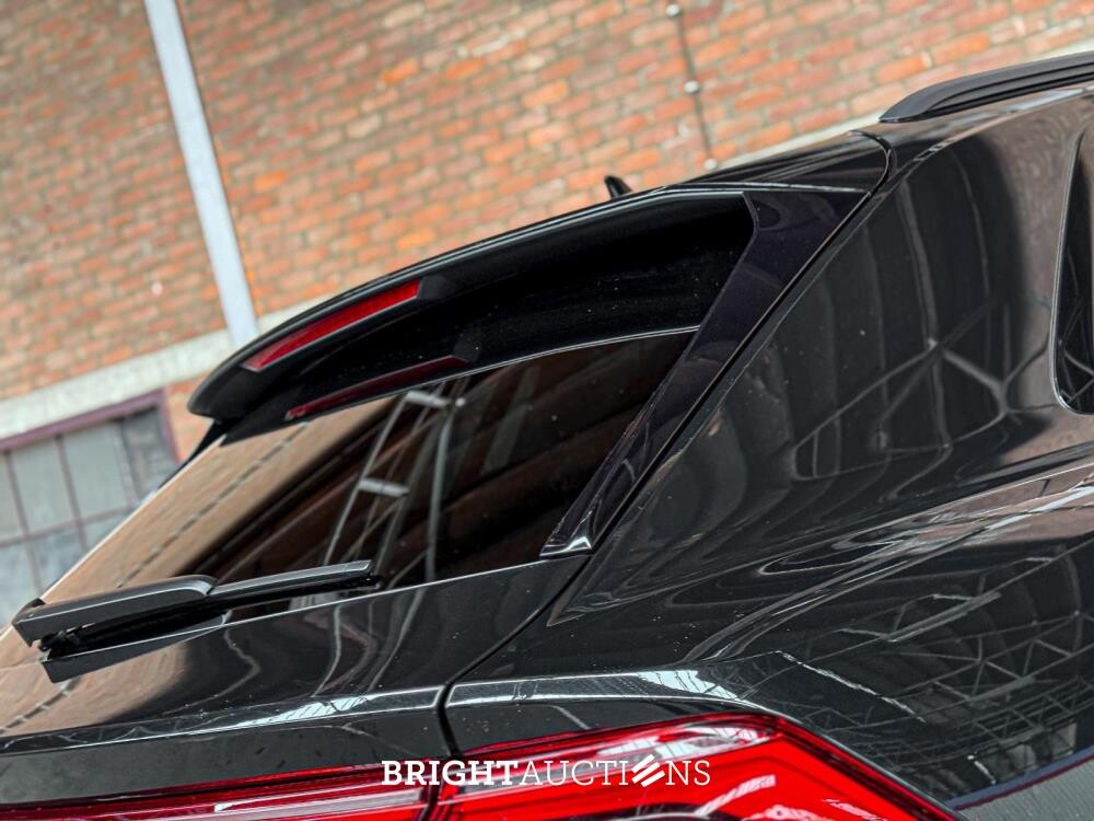 Audi Q8 60 TFSIe Quattro S-Line 490hp 2025 Plug-In Hybrid Manufacturer's Warranty