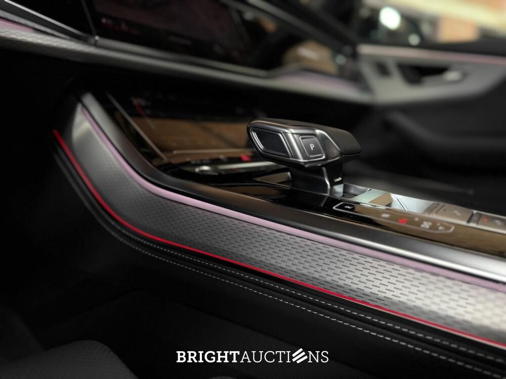 Audi Q8 60 TFSIe Quattro S-Line 490hp 2025 Plug-In Hybrid Manufacturer's Warranty