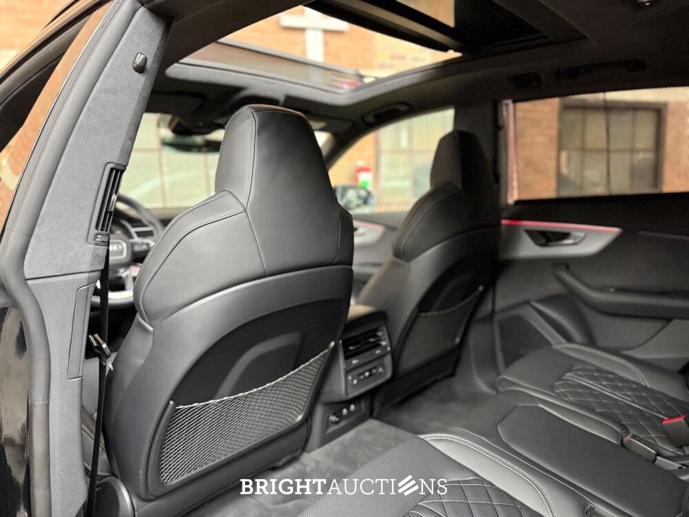 Audi Q8 60 TFSIe Quattro S-Line 490hp 2025 Plug-In Hybrid Manufacturer's Warranty