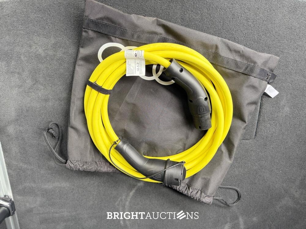 Audi Q8 60 TFSIe Quattro S-Line 490hp 2025 Plug-In Hybrid Manufacturer's Warranty