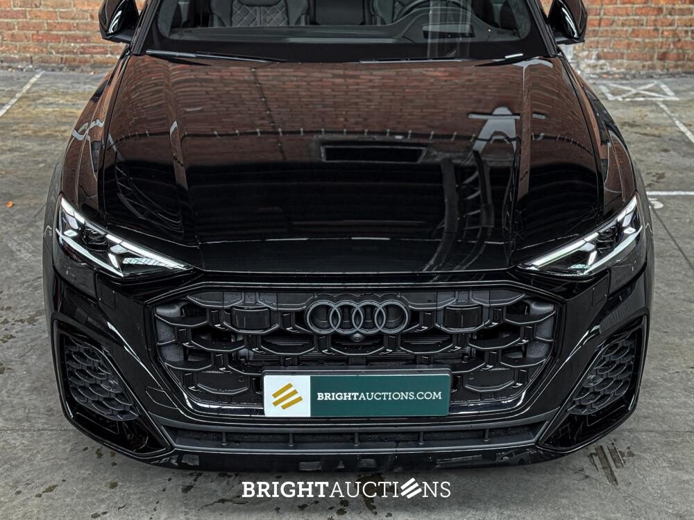 Audi Q8 60 TFSIe Quattro S-Line 490hp 2025 Plug-In Hybrid Manufacturer's Warranty