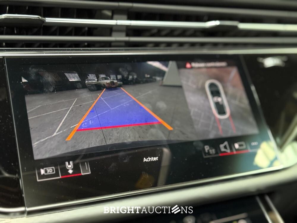 Audi Q8 60 TFSIe Quattro S-Line 490hp 2025 Plug-In Hybrid Manufacturer's Warranty