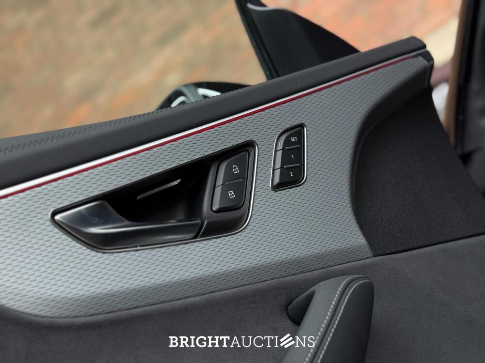 Audi Q8 60 TFSIe Quattro S-Line 490hp 2025 Plug-In Hybrid Manufacturer's Warranty