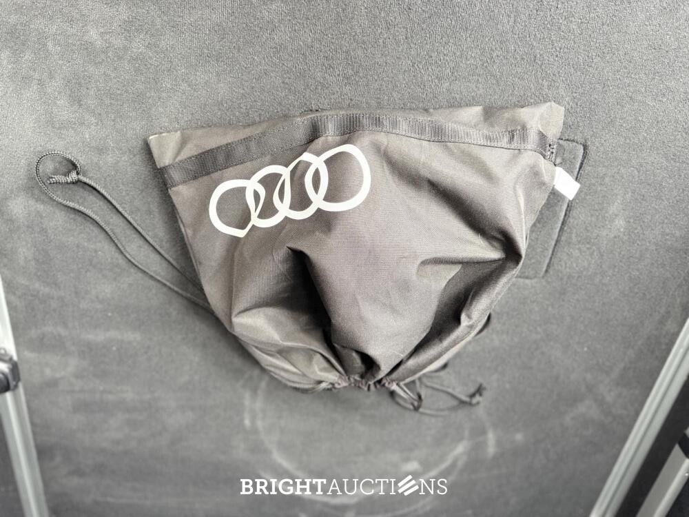 Audi Q8 60 TFSIe Quattro S-Line 490hp 2025 Plug-In Hybrid Manufacturer's Warranty