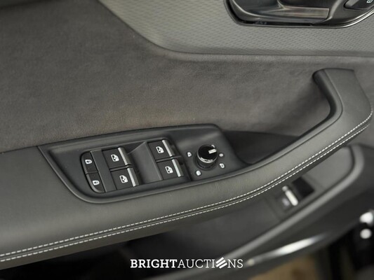 Audi Q8 60 TFSIe Quattro S-Line 490pk 2025 Plug-In Hybrid Fabrieksgarantie