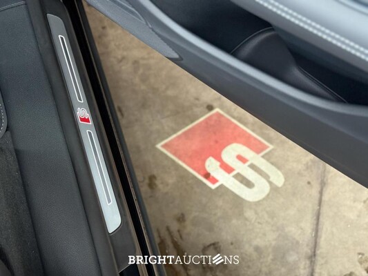 Audi Q8 60 TFSIe Quattro S-Line 490pk 2025 Plug-In Hybrid Fabrieksgarantie