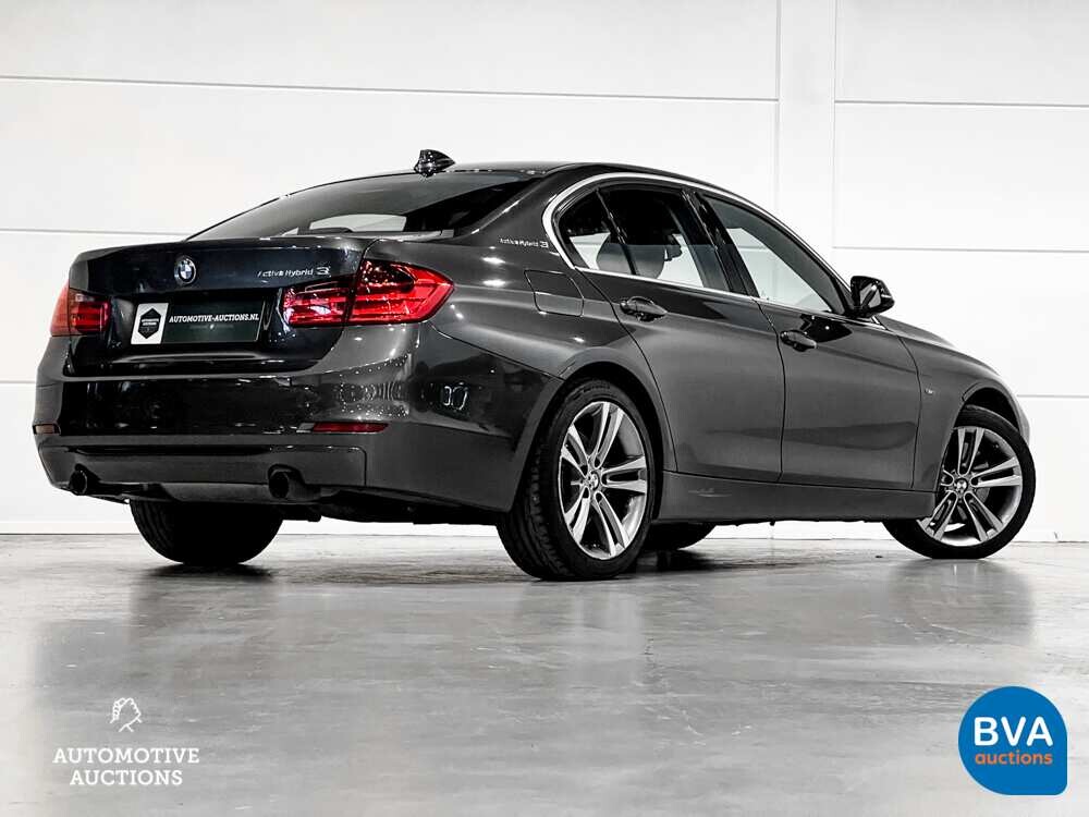 BMW ActiveHybrid 3 F30 335i Sedan 340pk 3-Serie 2013
