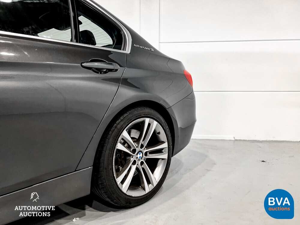 BMW ActiveHybrid 3 F30 335i Sedan 340pk 3-Serie 2013