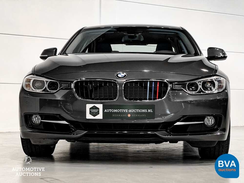 BMW ActiveHybrid 3 F30 335i Sedan 340pk 3-Serie 2013