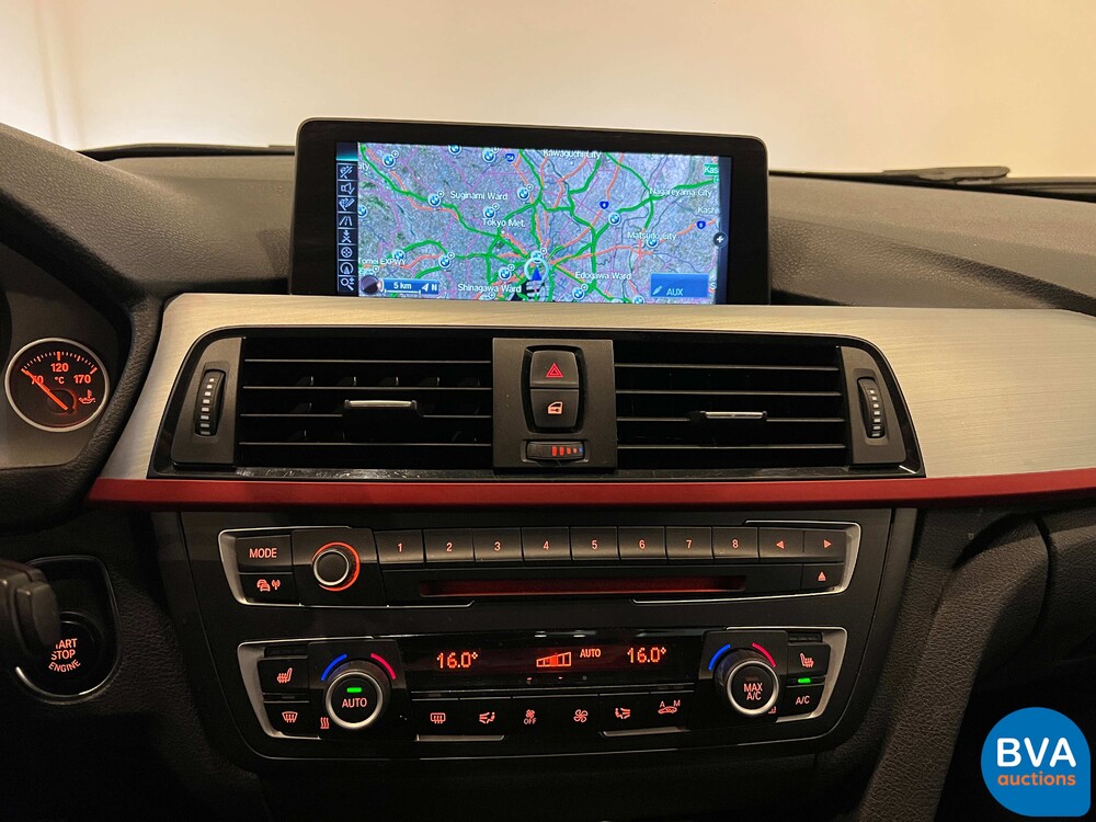 BMW ActiveHybrid 3 F30 335i Sedan 340pk 3-Serie 2013