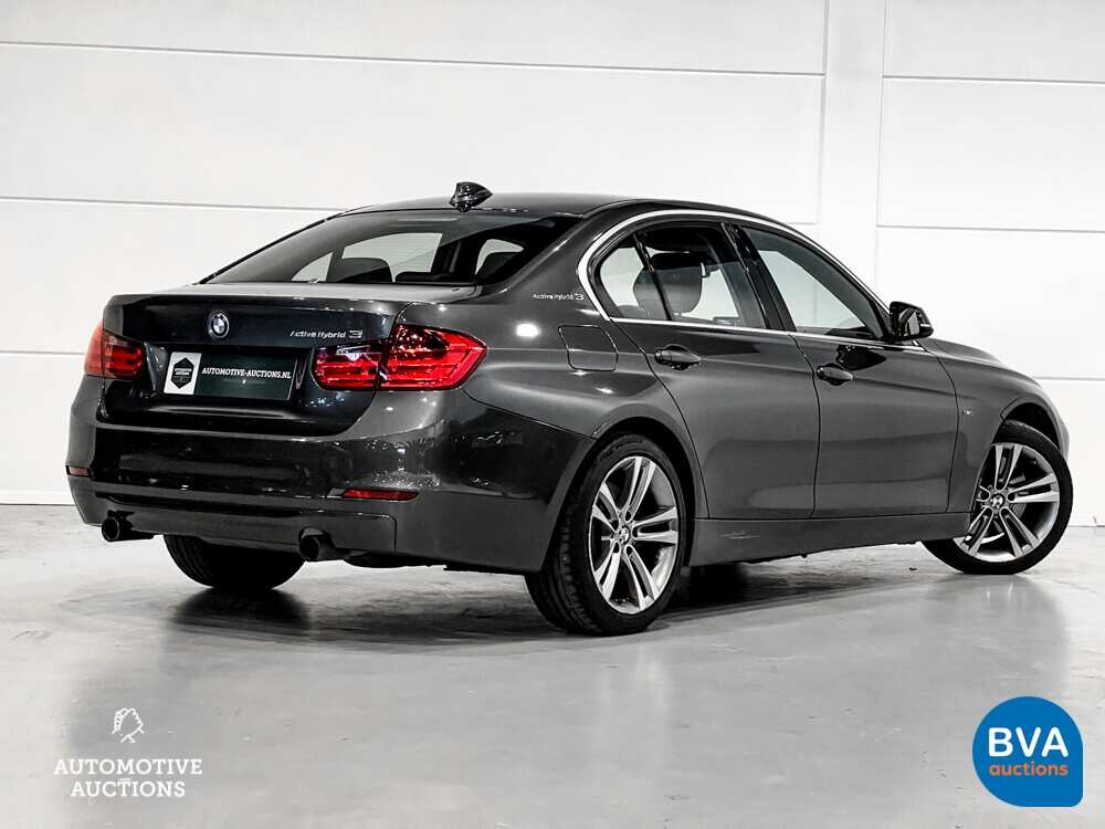 BMW ActiveHybrid 3 F30 335i Sedan 340pk 3-Serie 2013