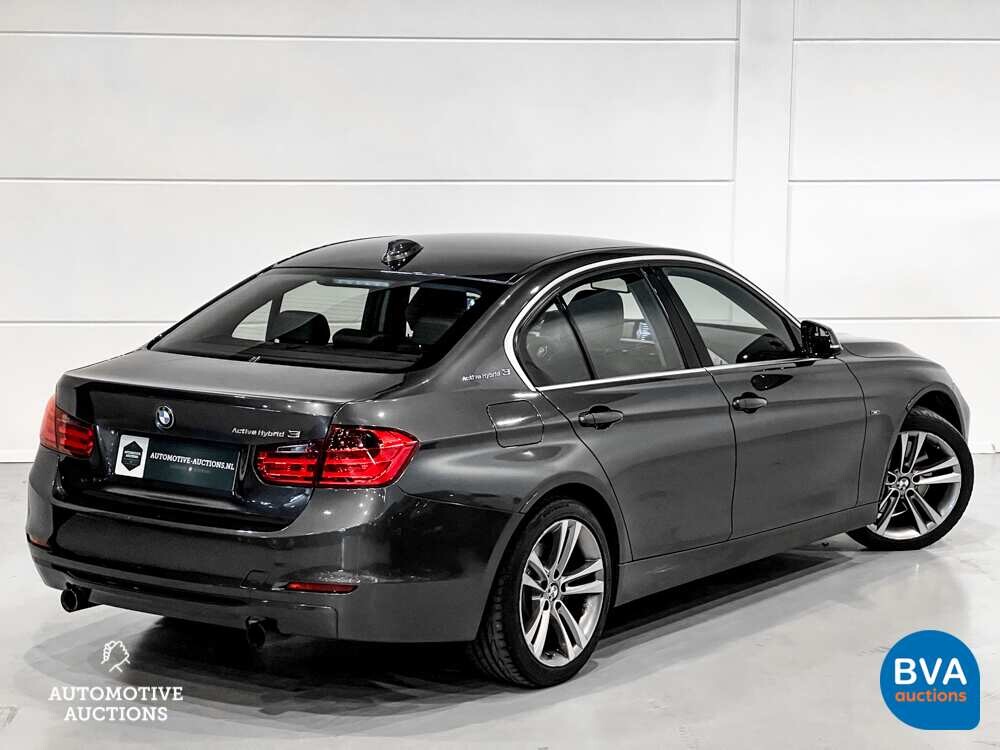BMW ActiveHybrid 3 F30 335i Sedan 340pk 3-Serie 2013