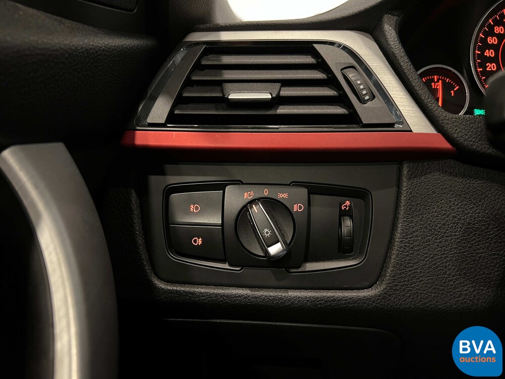 BMW ActiveHybrid 3 F30 335i Sedan 340pk 3-Serie 2013