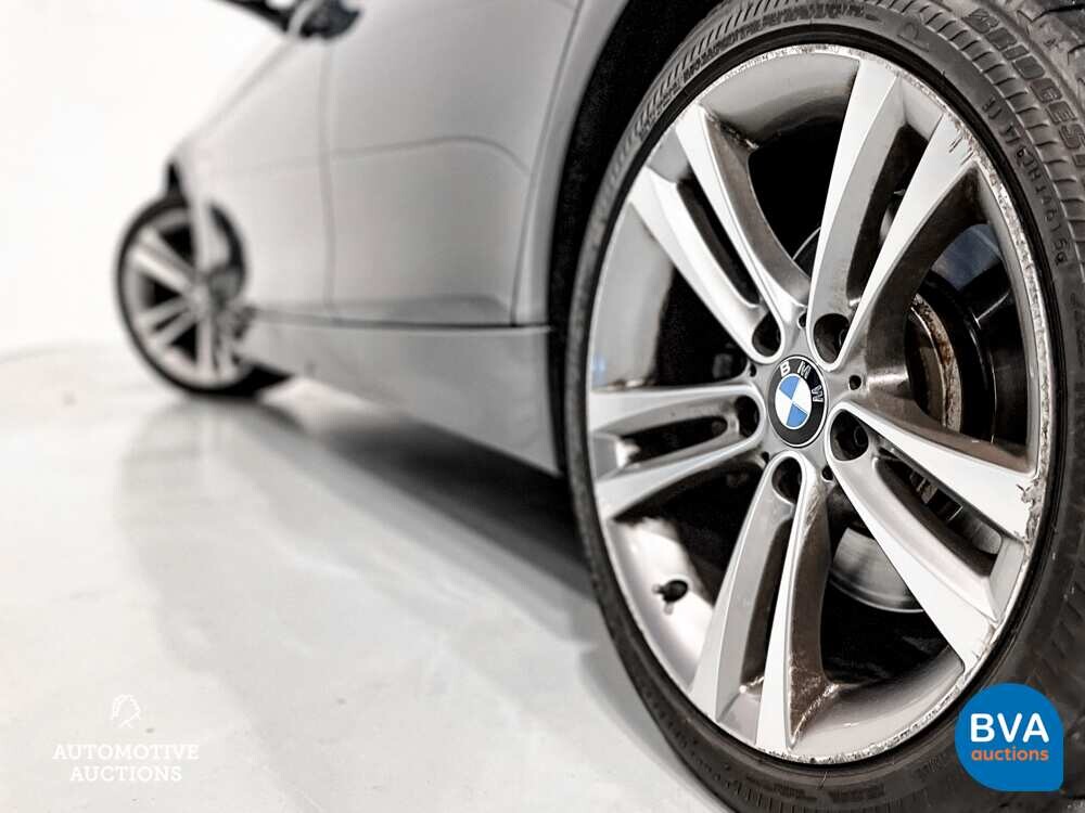 BMW ActiveHybrid 3 F30 335i Sedan 340pk 3-Serie 2013